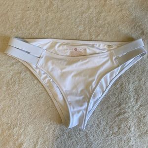 🤍 White Bikini Bottoms